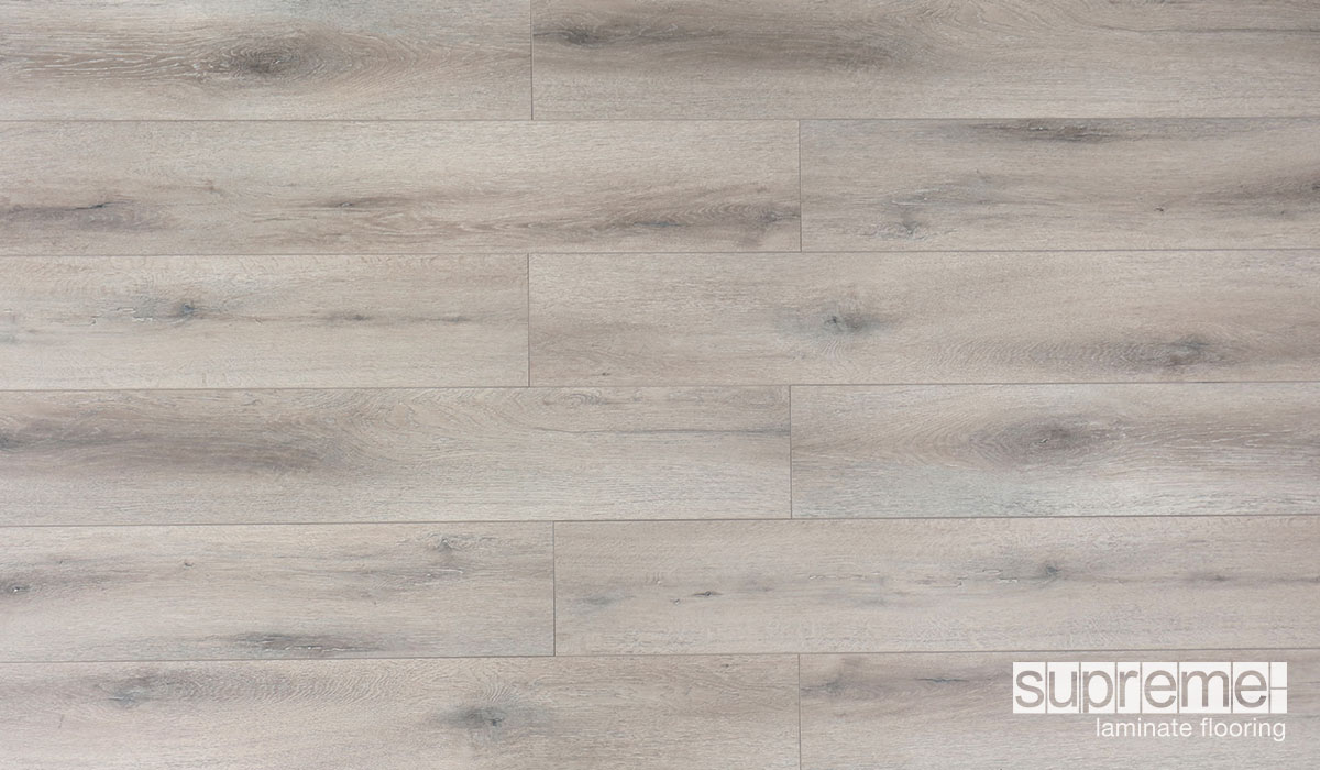 Asphalt laminate flooring