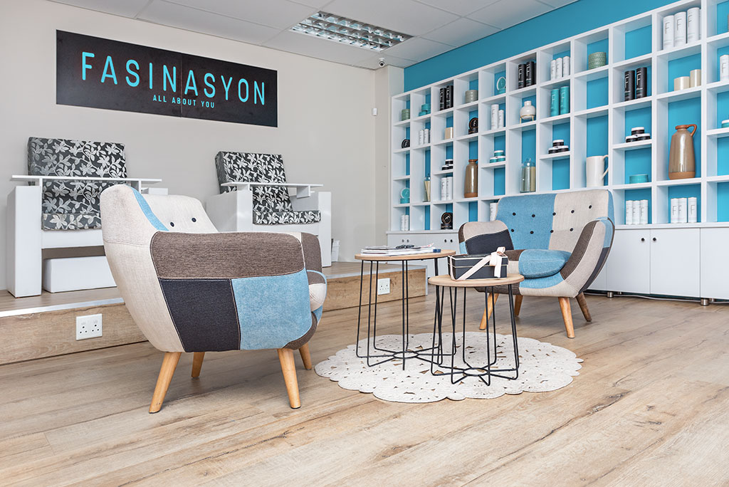 Oakwood Manor fasinasyon salon