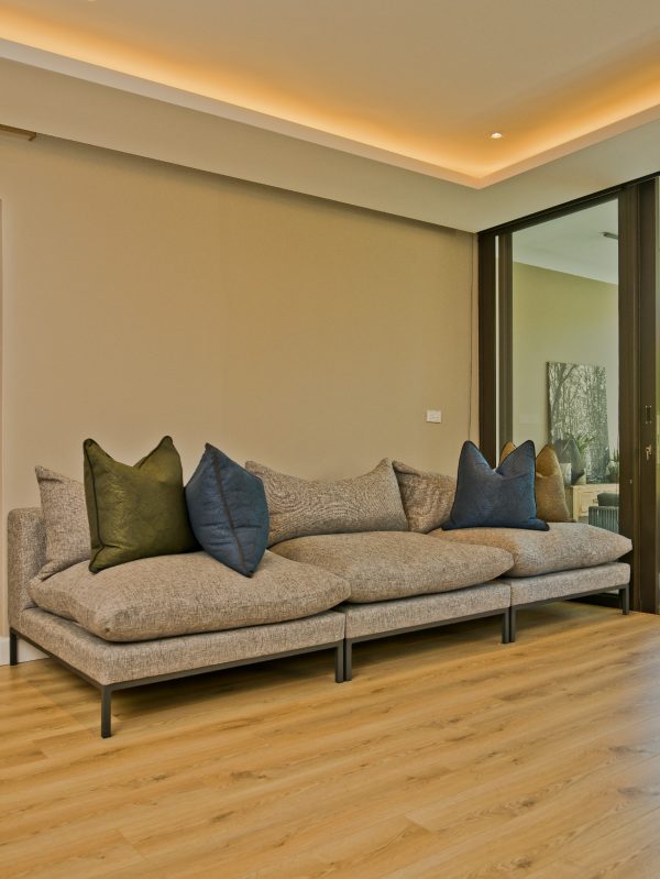 Trend Oak with couch