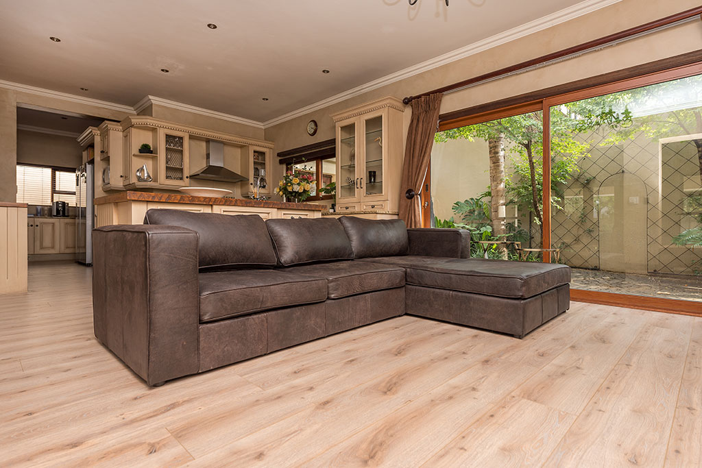 Authentic flooring and blinds, maple wood mist