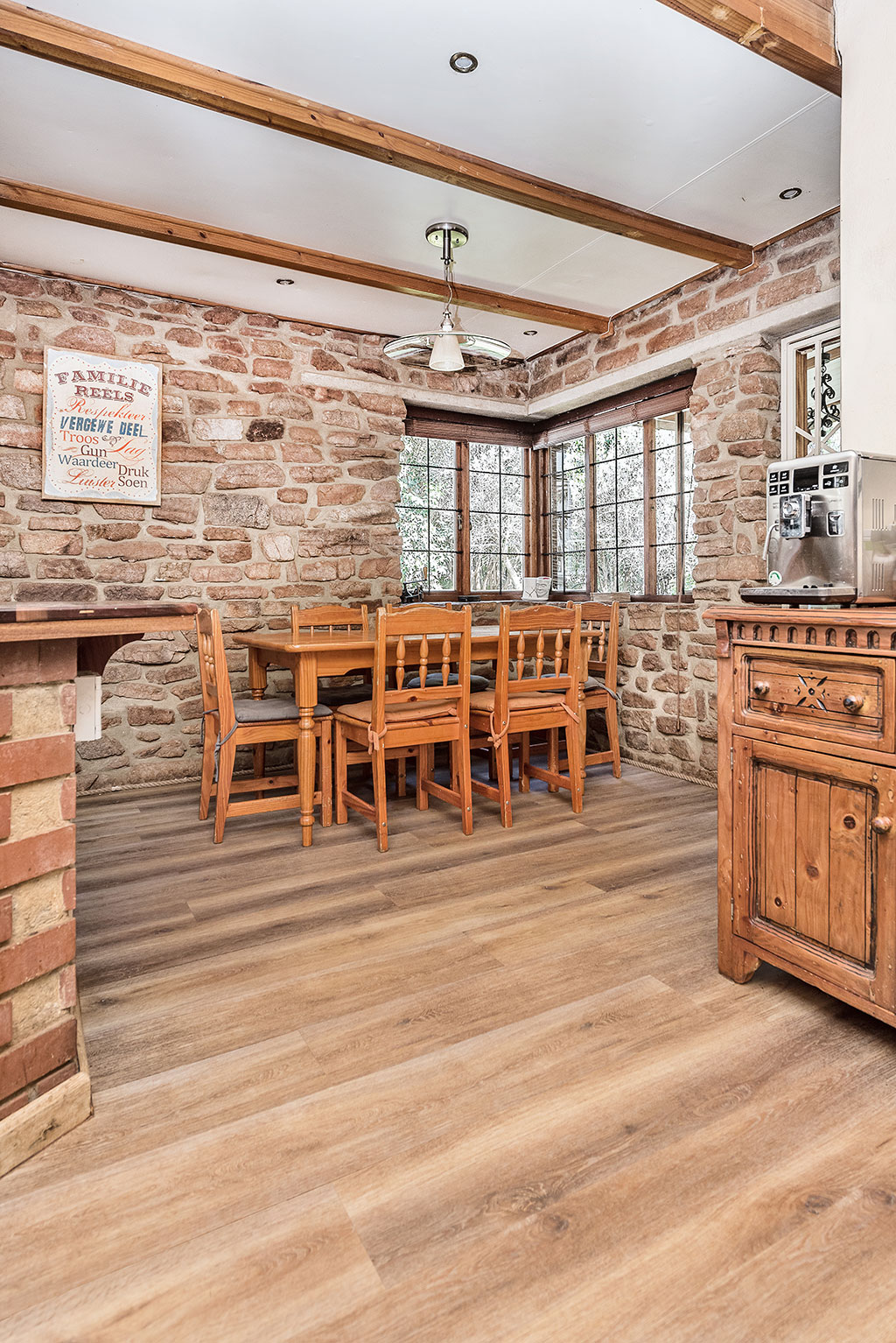 Agate kitchen
