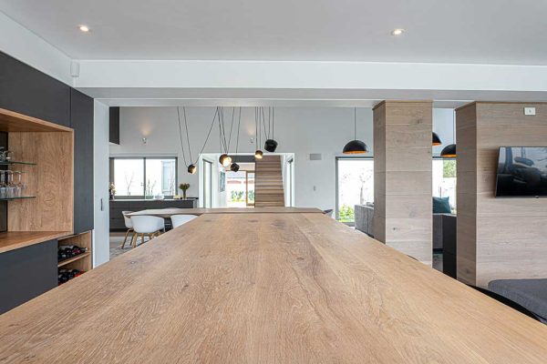 Tsitsikama oak wall cladding