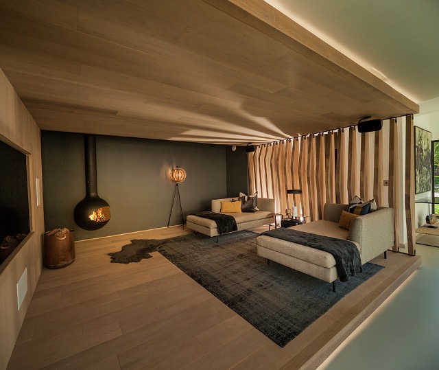 wall cladding and bulk heads